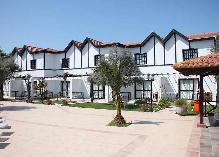 The Ship 3* Kyrenia (Northern Cyprus)