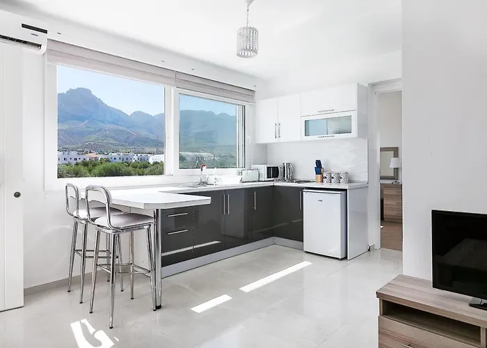 The Ship Ξενοδοχείο