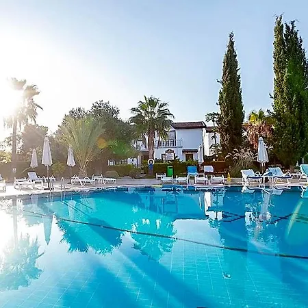 The Ship Hotel 3*