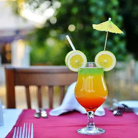 Ξενοδοχείο The Ship