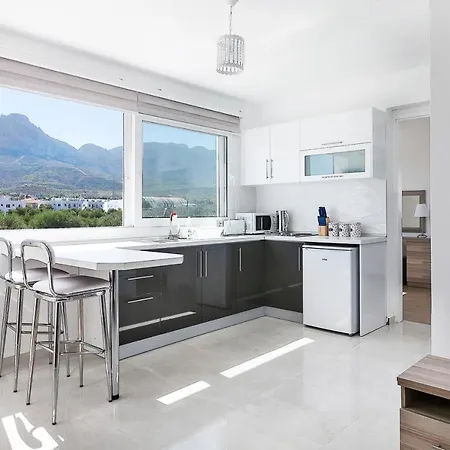 The Ship Ξενοδοχείο